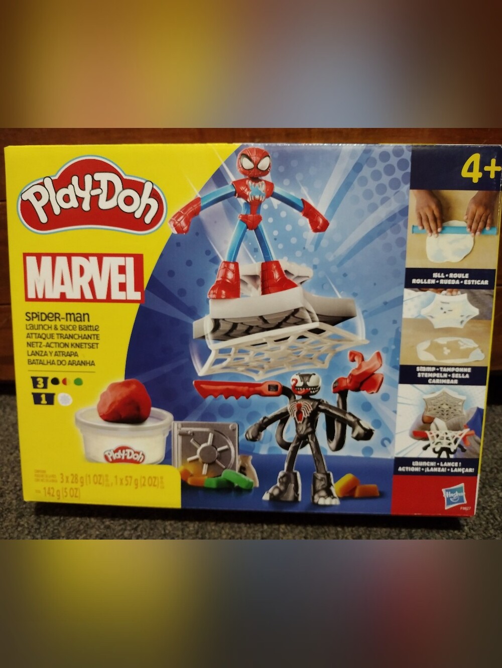 Play-Doh Marvel Spider-Man Playset - Red & Black